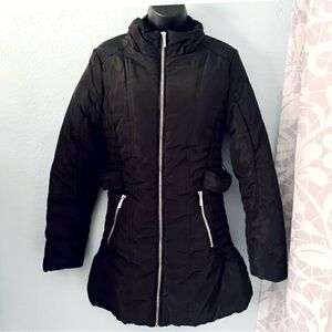 Yoki Outerwear Collection Black Smocked Puffer Coat Size Medium